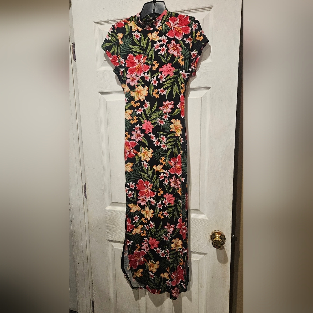 ABSOLUTELY LOVE IT MAXI DRESS
